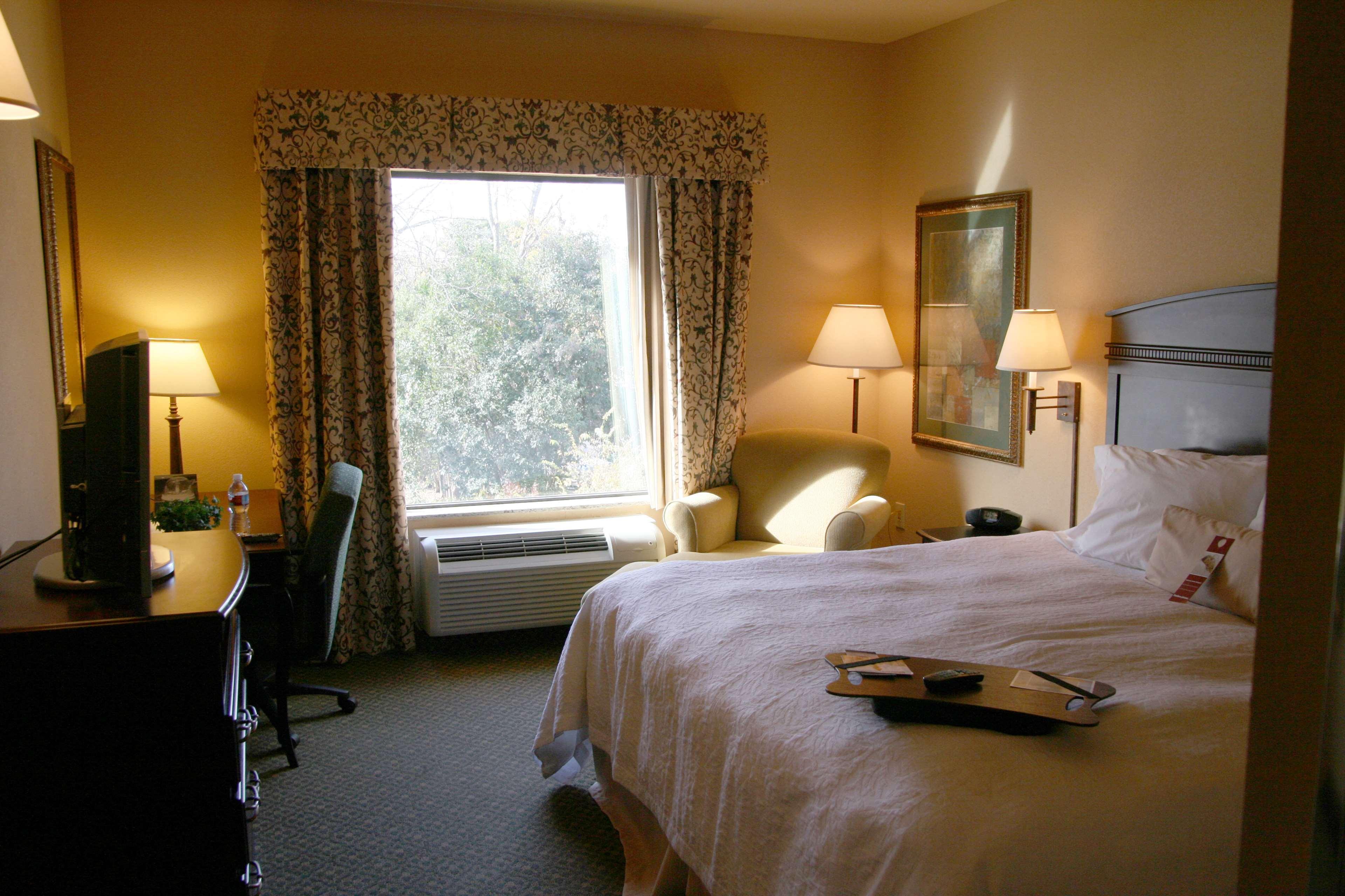 Hampton Inn&Suites Fredericksburg Zimmer foto