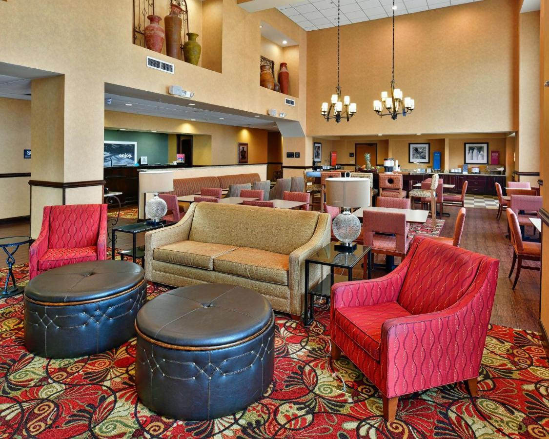 Hampton Inn&Suites Fredericksburg Exterior foto